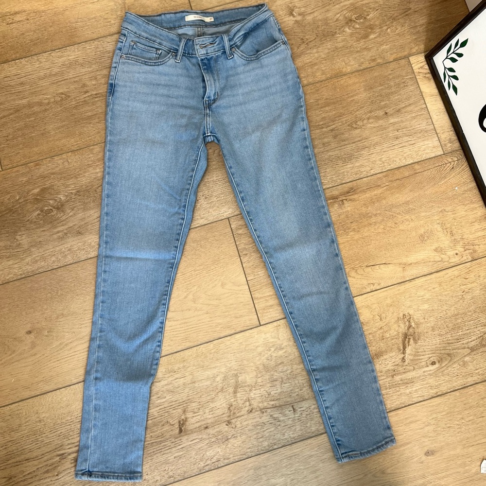 Levi 711 Skinny Jeans